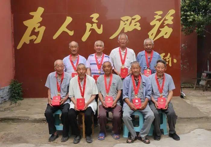 如何评价华晨宇的现场游戏画面